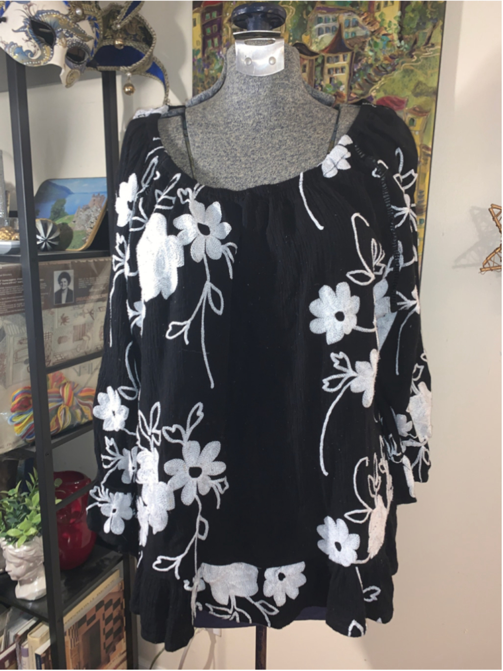 Women's Forgotten Grace Floral Blouse Black White XL